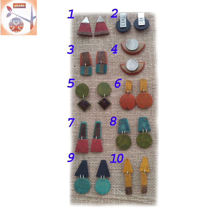 A set of 10 Earrings